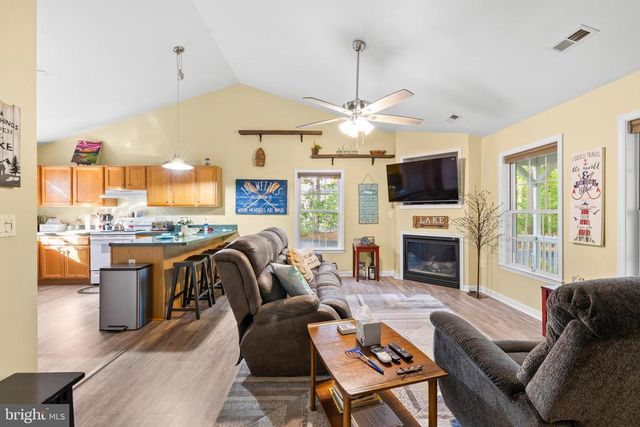 239 OAKWOOD DR, Mineral, VA 23117