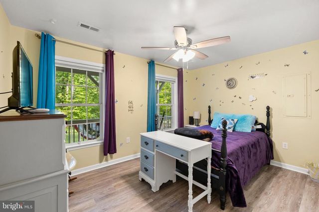 239 OAKWOOD DR, Mineral, VA 23117