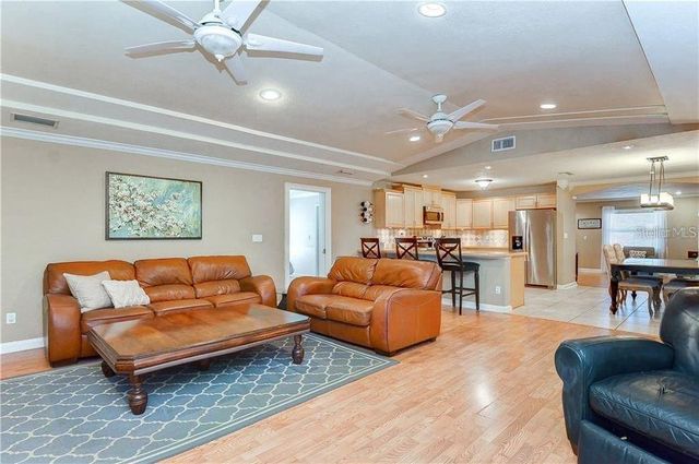 5121 ELLENDALE AVENUE, Tampa, FL 33625