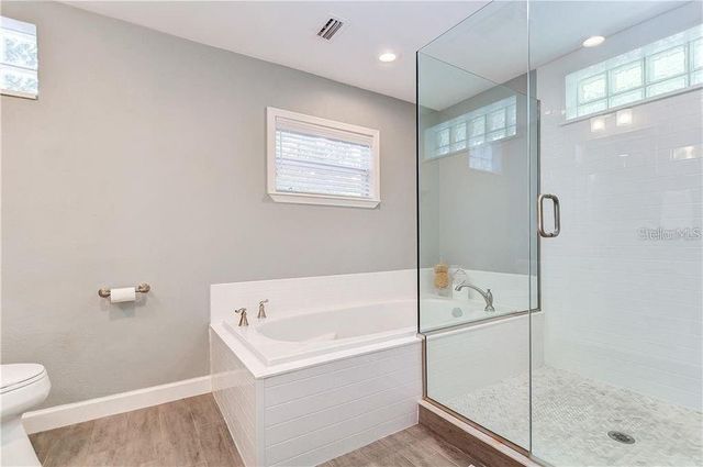5121 ELLENDALE AVENUE, Tampa, FL 33625