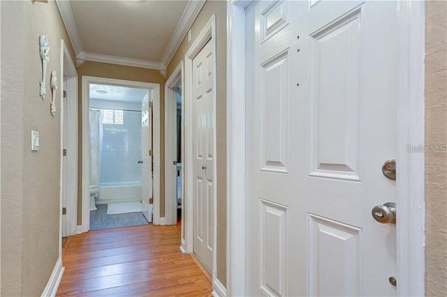 5121 ELLENDALE AVENUE, Tampa, FL 33625