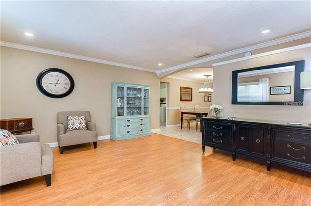 5121 ELLENDALE AVENUE, Tampa, FL 33625