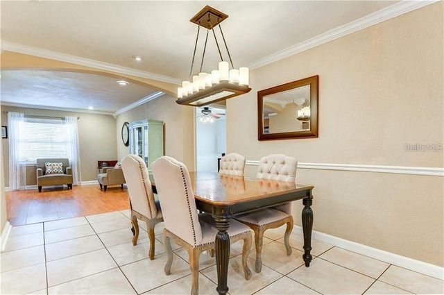 5121 ELLENDALE AVENUE, Tampa, FL 33625