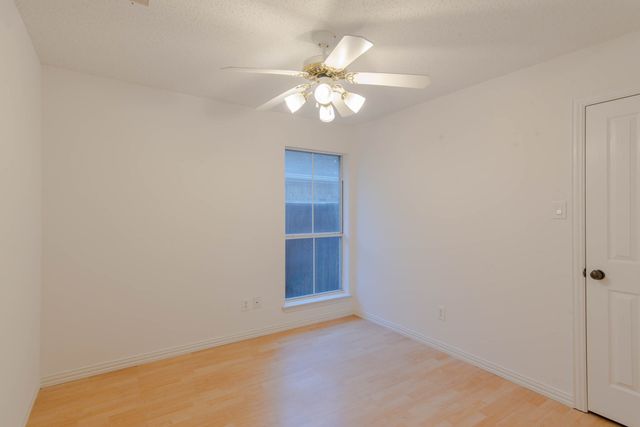 9321 Western Trail, Irving, TX 75063