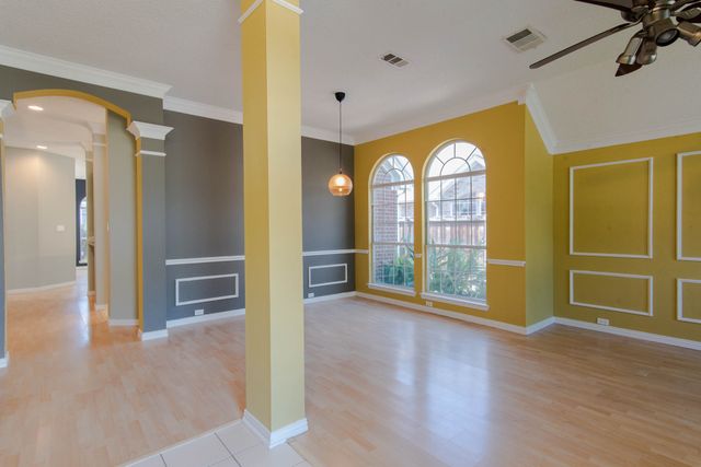 9321 Western Trail, Irving, TX 75063