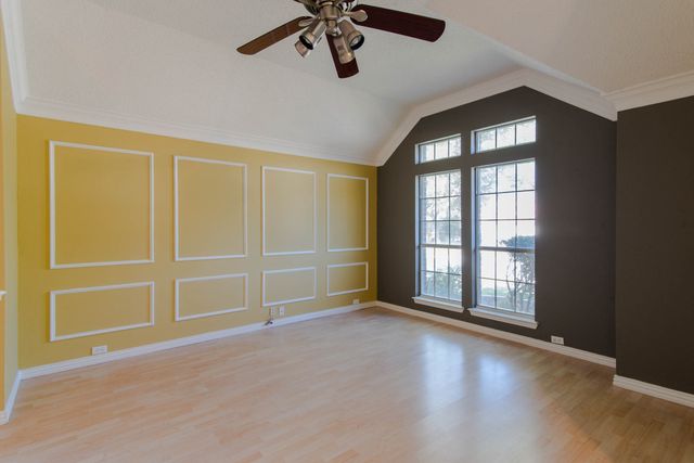 9321 Western Trail, Irving, TX 75063
