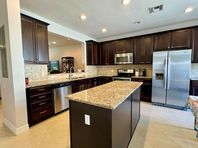 2758 Avalon Way, Jupiter, FL 33458