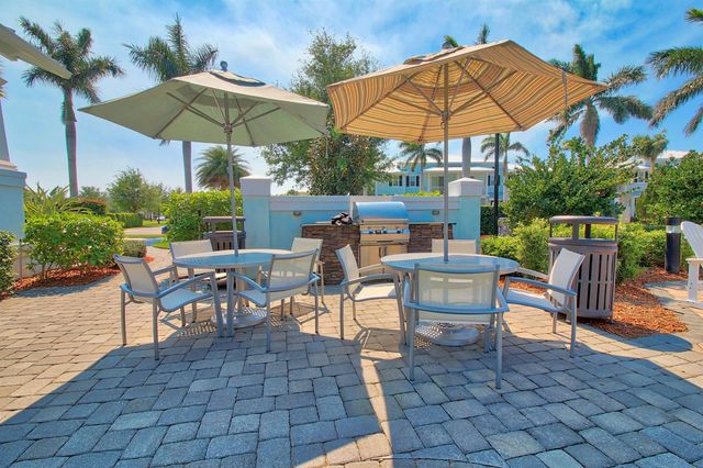 2758 Avalon Way, Jupiter, FL 33458
