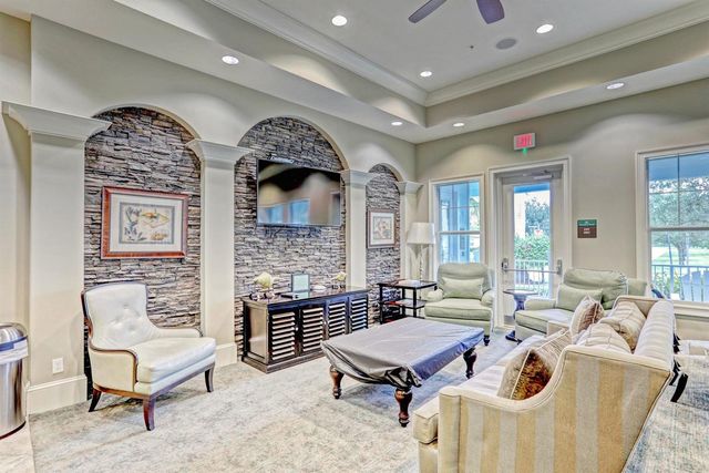 2758 Avalon Way, Jupiter, FL 33458
