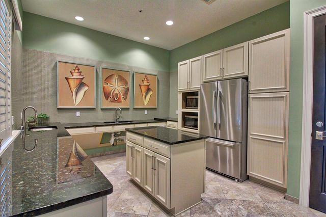 2758 Avalon Way, Jupiter, FL 33458