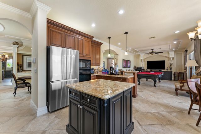 11790 Foxbriar Lake Trail, Boynton Beach, FL 33473