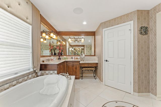 11790 Foxbriar Lake Trail, Boynton Beach, FL 33473