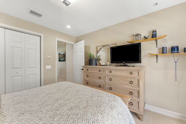 11790 Foxbriar Lake Trail, Boynton Beach, FL 33473