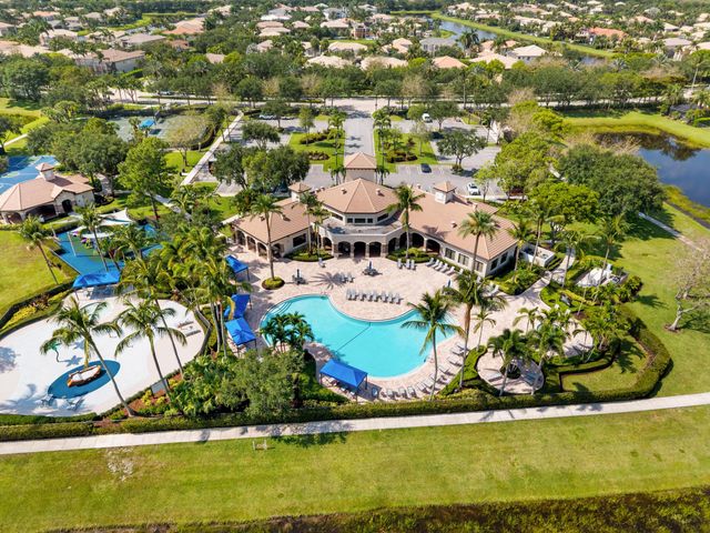 11790 Foxbriar Lake Trail, Boynton Beach, FL 33473