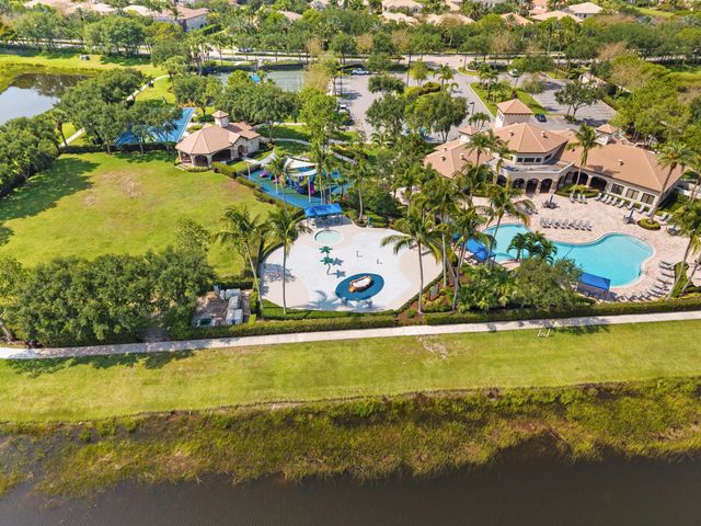 11790 Foxbriar Lake Trail, Boynton Beach, FL 33473