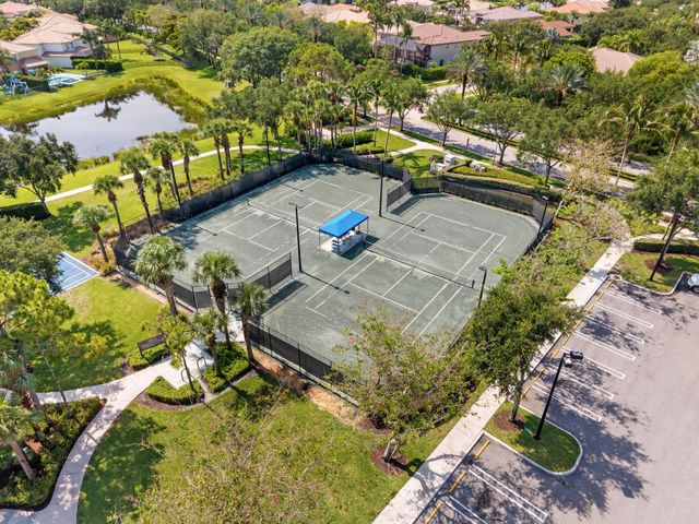 11790 Foxbriar Lake Trail, Boynton Beach, FL 33473