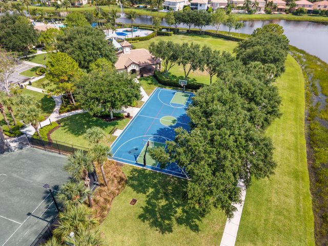 11790 Foxbriar Lake Trail, Boynton Beach, FL 33473