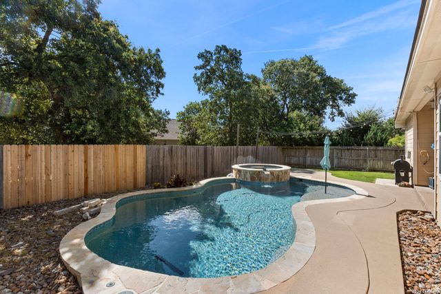 109 Alder Woods, Boerne, TX 78006
