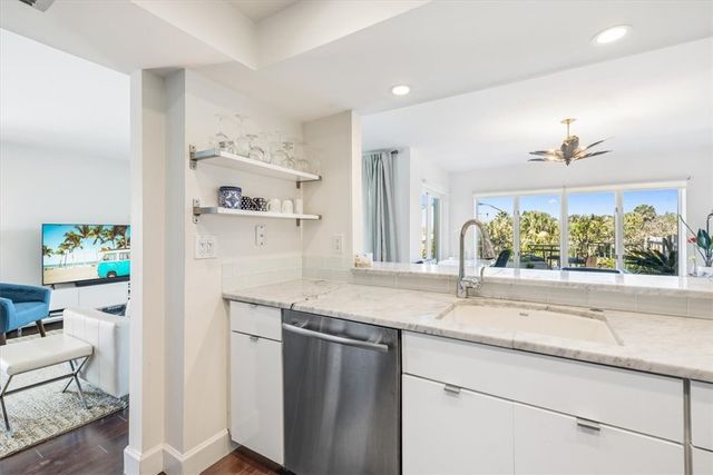 1700 Ocean Drive 202V, Vero Beach, FL 32963