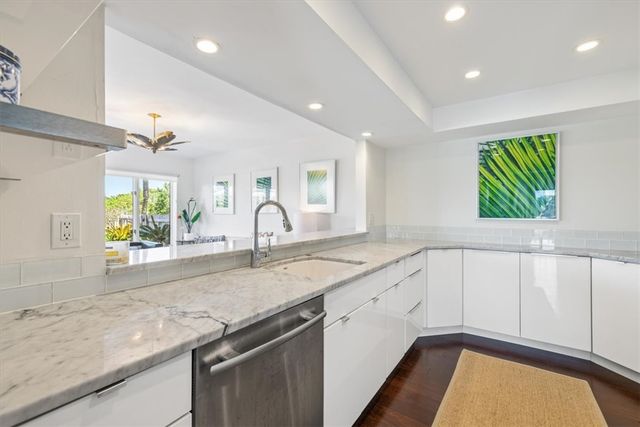 1700 Ocean Drive 202V, Vero Beach, FL 32963