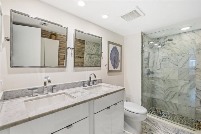 1700 Ocean Drive 202V, Vero Beach, FL 32963