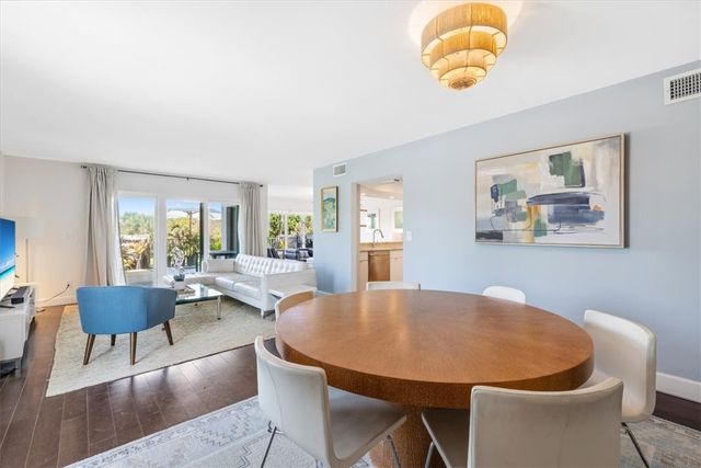 1700 Ocean Drive 202V, Vero Beach, FL 32963