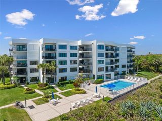 1700 Ocean Drive 202V, Vero Beach, FL 32963