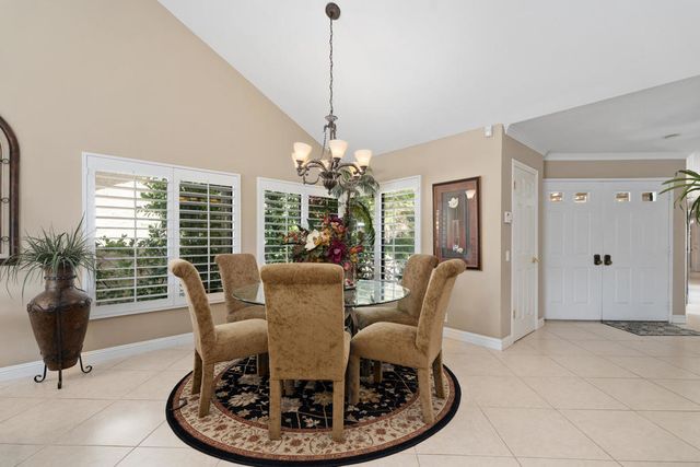 9 Acapulco Drive, Palm Desert, CA 92260