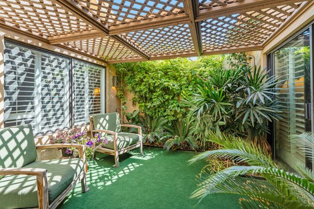 9 Acapulco Drive, Palm Desert, CA 92260