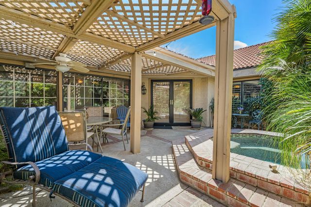9 Acapulco Drive, Palm Desert, CA 92260