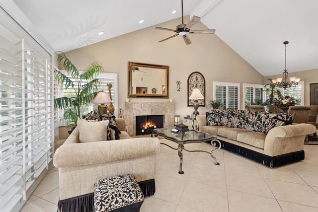 9 Acapulco Drive, Palm Desert, CA 92260