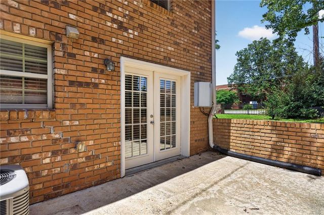 1 Villa Court SE, Smyrna, GA 30080