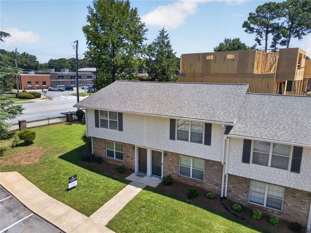 1 Villa Court SE, Smyrna, GA 30080