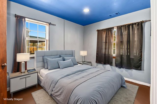 212 E Washington Avenue, Pierce City, MO 65723