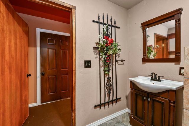 212 E Washington Avenue, Pierce City, MO 65723