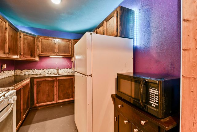 212 E Washington Avenue, Pierce City, MO 65723