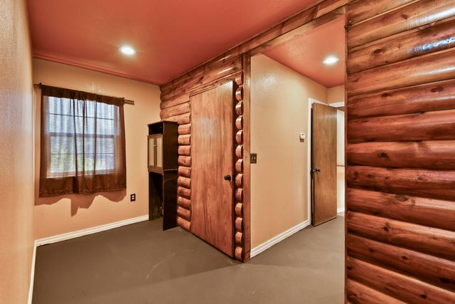 212 E Washington Avenue, Pierce City, MO 65723