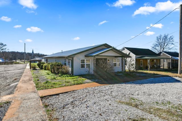 212 E Washington Avenue, Pierce City, MO 65723