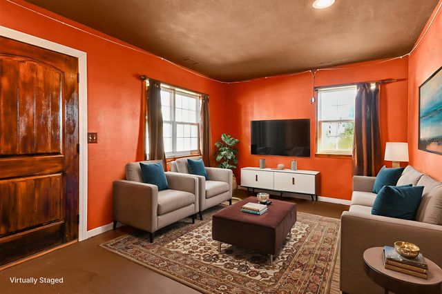 212 E Washington Avenue, Pierce City, MO 65723