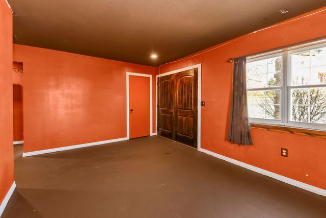 212 E Washington Avenue, Pierce City, MO 65723