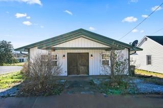 212 E Washington Avenue, Pierce City, MO 65723