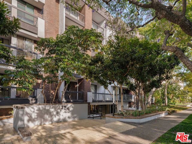 324 N Palm Drive 307, Beverly Hills, CA 90210