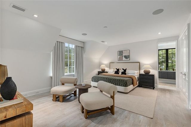 90 Polo NE Drive, Atlanta, GA 30309