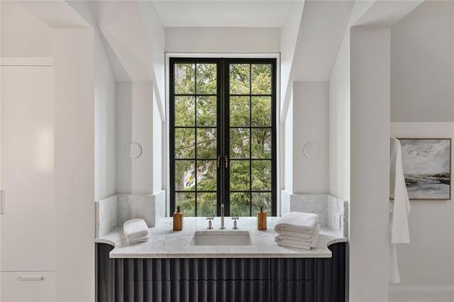 90 Polo NE Drive, Atlanta, GA 30309