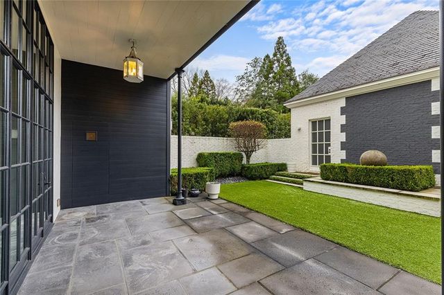 90 Polo NE Drive, Atlanta, GA 30309