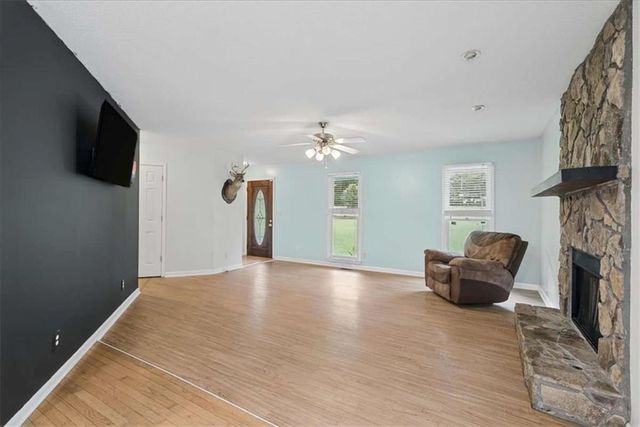 372 Highway 101, Dallas, GA 30157