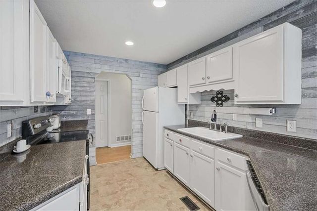 372 Highway 101, Dallas, GA 30157