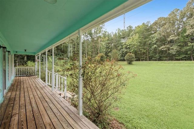372 Highway 101, Dallas, GA 30157