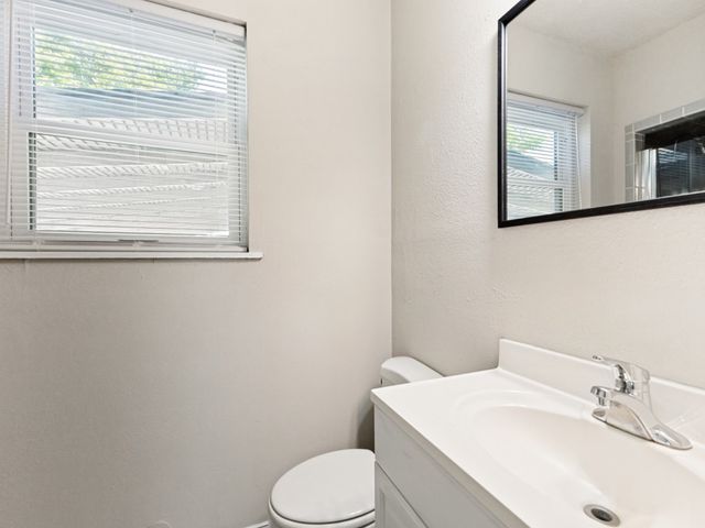 9104 donnybrook, Dallas, TX 75217