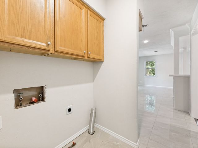 9104 donnybrook, Dallas, TX 75217